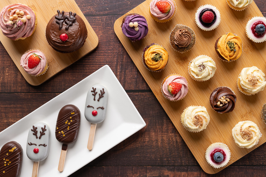 Christmas cookies and sweets styled food photography / © Saša Huzjak / SHtudio.eu